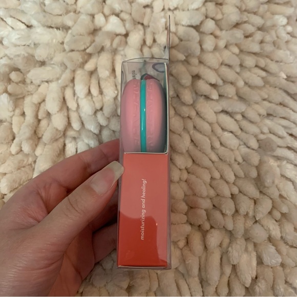 The crème shop hello kitty watermelon macaron lip balm - Picture 7 of 8